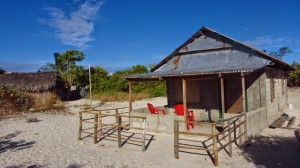 Salah satu rumah warga Pulau Kera (Foto oleh: Edyra Guapo)